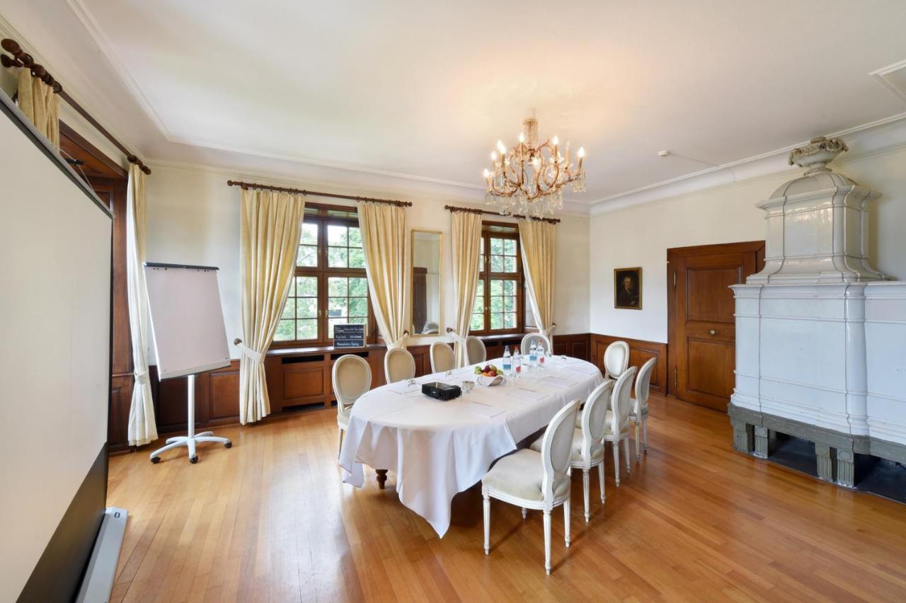 Hotel Im Schlosspark Binningen Экстерьер фото